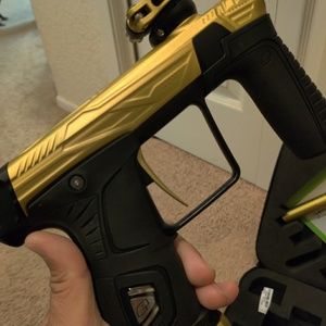 Meet your Posher, Ceasar